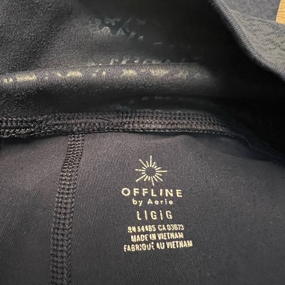 Offline by Aerie size large - Picture 2 of 2